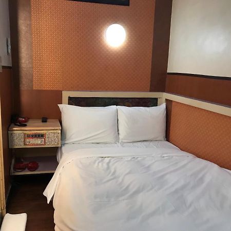 Huang Kai Hotel Tajcshung Kültér fotó