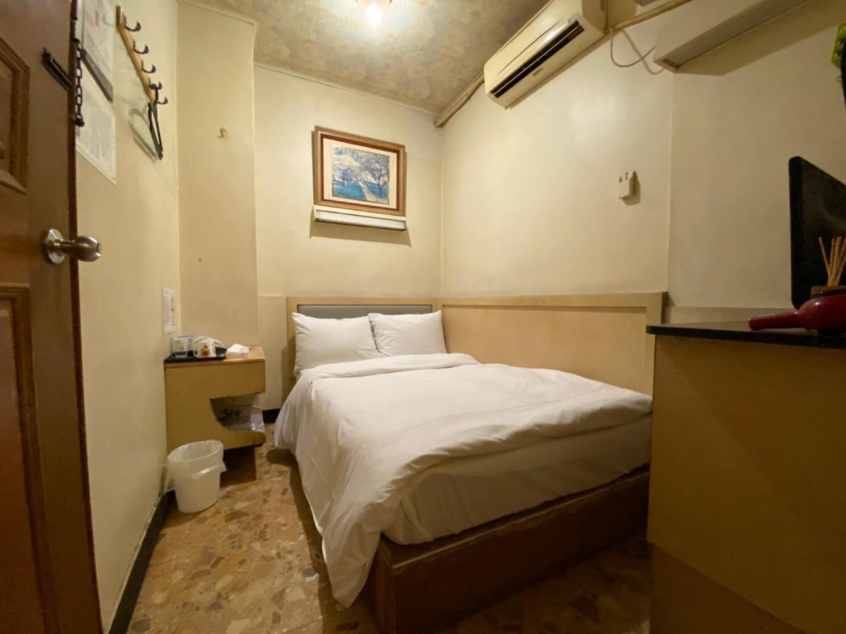 Huang Kai Hotel Tajcshung Kültér fotó