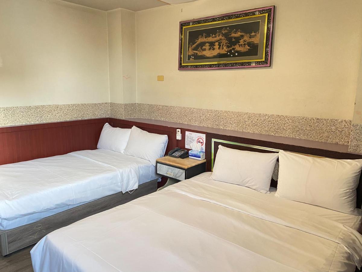 Huang Kai Hotel Tajcshung Kültér fotó
