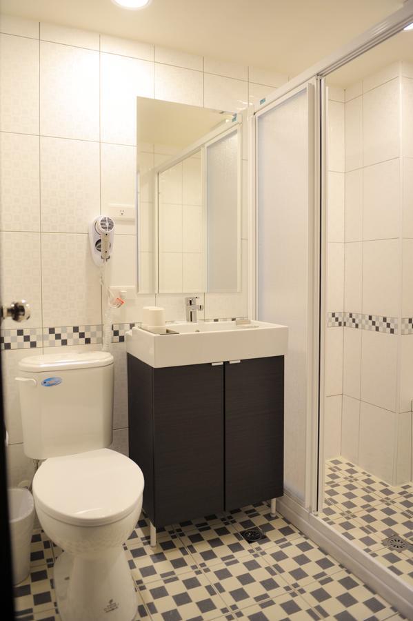 Huang Kai Hotel Tajcshung Kültér fotó