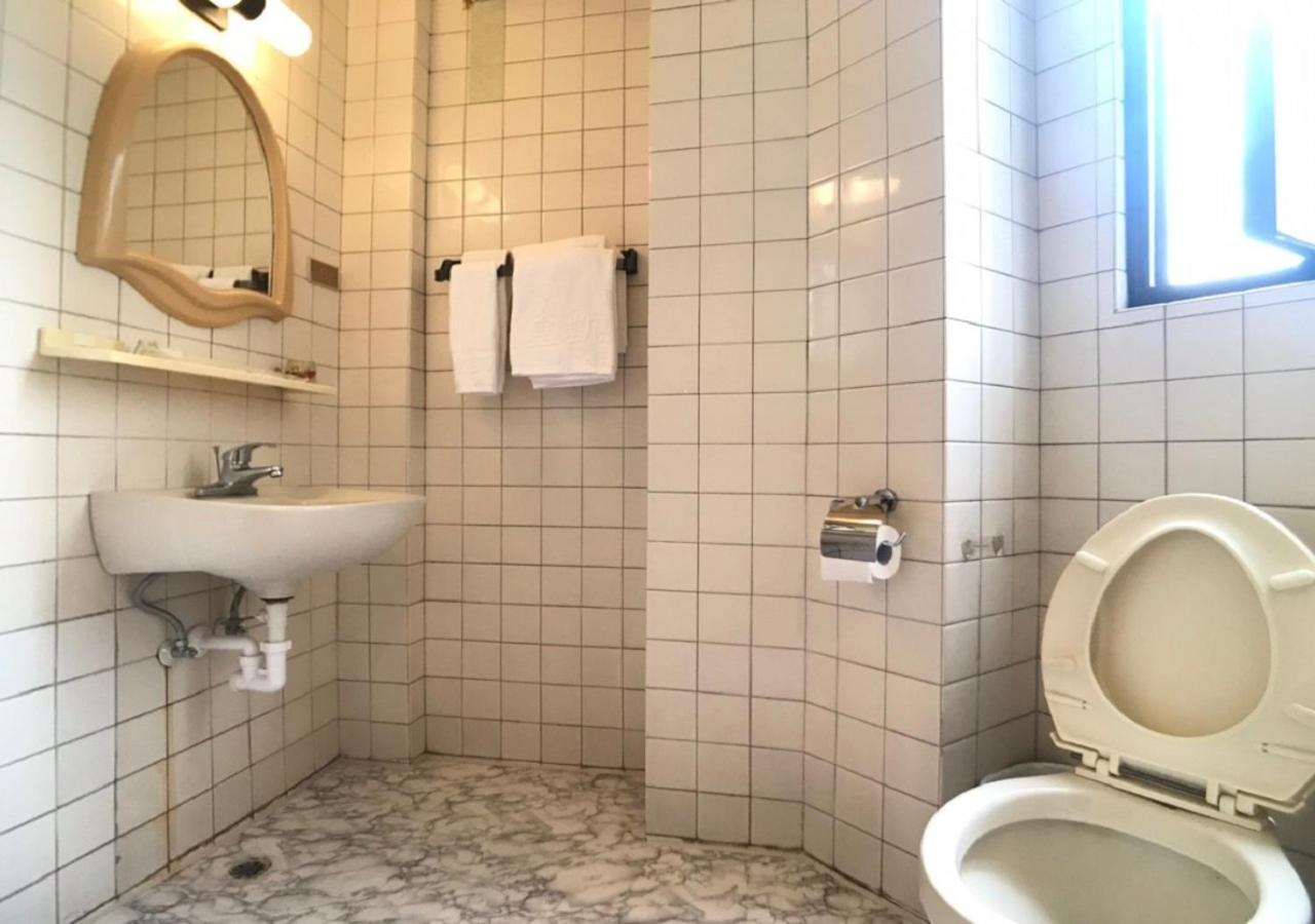 Huang Kai Hotel Tajcshung Kültér fotó