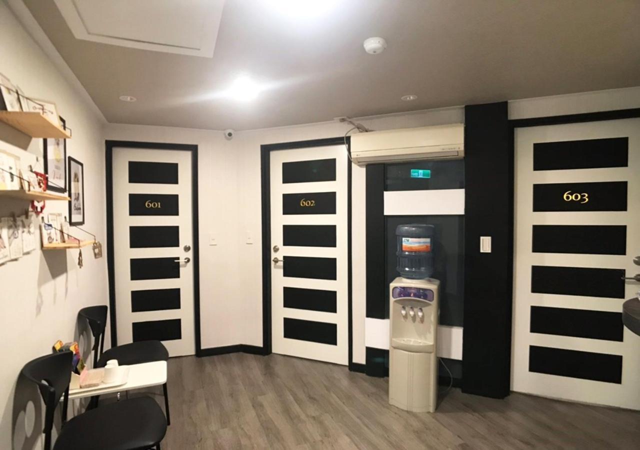 Huang Kai Hotel Tajcshung Kültér fotó